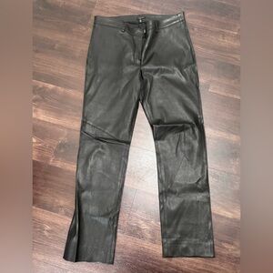 Size Large Black Escada 100% lambskin leather straight leg pants